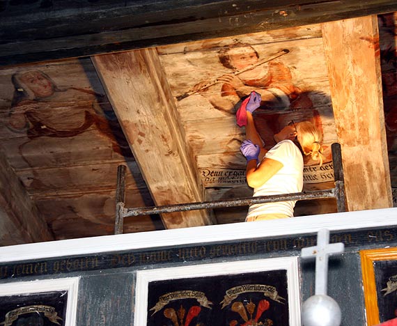 Zabytkowy kościół w Koniewie doczekał się zabiegów konserwatorskich