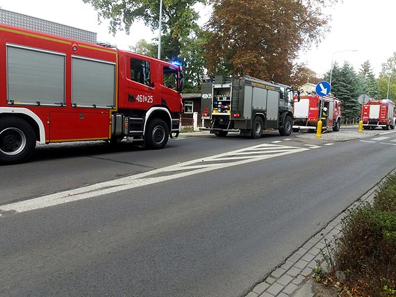 Cztery zastępy straży pożarnej likwidowały zarzewie pożaru domku kempingowego w Dziwnowie
