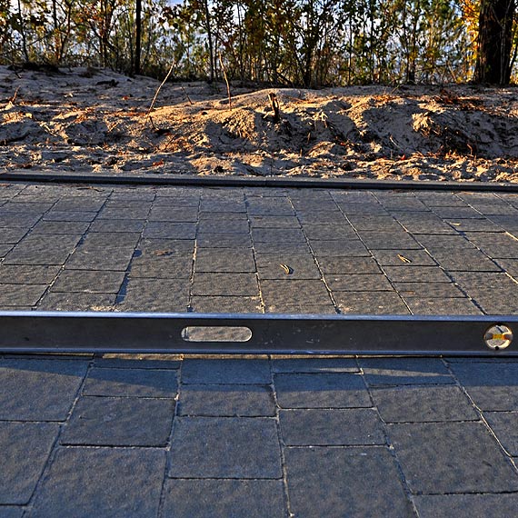 Fatalne wykonanie kładki na wydmach w Międzyzdrojach