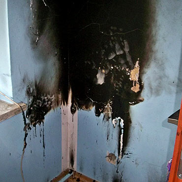 Stawno: Wybuch telewizor. 15-latka z poparzonymi domi w szpitalu