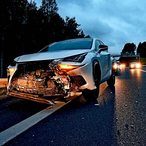 Dzik na „trójce” wyeliminował lexusa