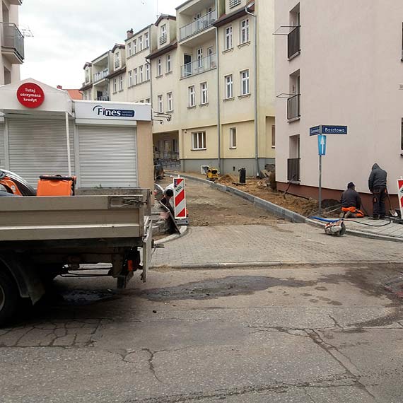 Komu ma s�u�y� znak zakazu wjazdu w ulic� Garncarsk� 