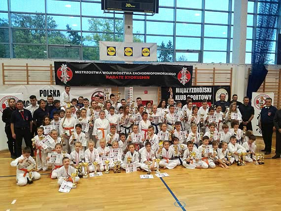 Mistrzostwa Wojew�dztwa Zachodniopomorskiego Kyokushin Karate w Mi�dzyzdrojach
