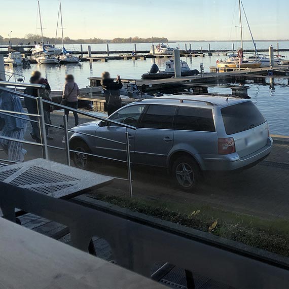 Nowy radny  „parkuje”  na marinie? 