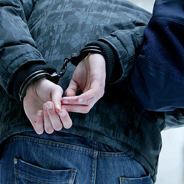 Kamień Pomorski: 19-letni sprawca napadu na sklep zatrzymany. Ekspedientka uderzyła go taboretem
