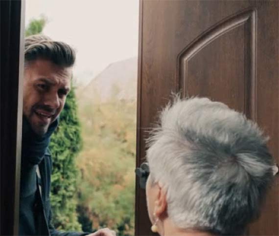 „Aktywny i bezpieczny senior - wykr�� numer oszustowi”- prezentacja nowych spot�w przygotowanych przez zachodniopomorskich policjant�w