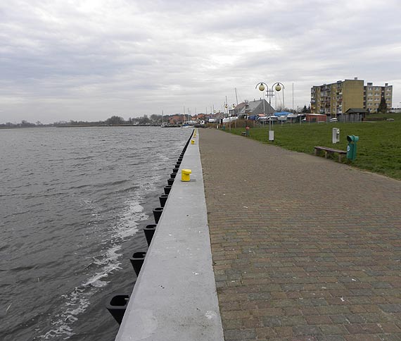 Nabrze�a w woli�skim porcie s� jak nowe!