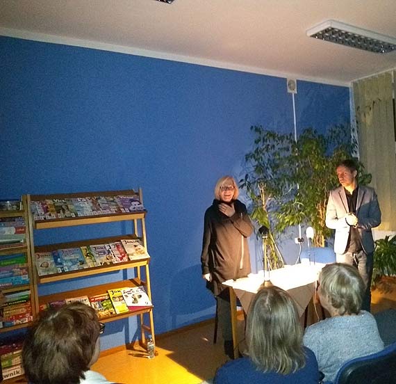 Teatr przy Stoliku w Kamie�skiej Bibliotece
