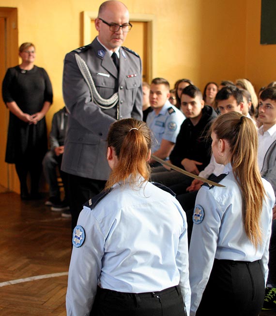 Ślubowanie w Liceum Ogólnokształcącym im. Bolesława Krzywoustego w Kamieniu Pomorskim