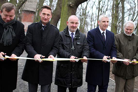 Kosztem 2.5 miliona z�otych zrewitalizowano Park Miejski im. Jana Paw�a II w Kamieniu Pomorskim 