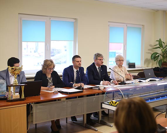 Radni Dziwnowa uchwalili Bud�et Gminy na 2019 rok