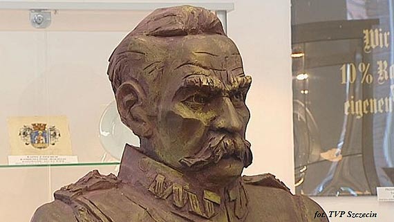 Odsonicie pomnika Jzefa Pisudskiego 30 grudnia