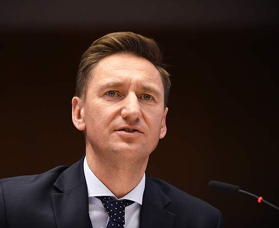 Geblewicz i Pomorze Zachodnie na czele region�w, kt�re chc� walczy� z dezinformacj�