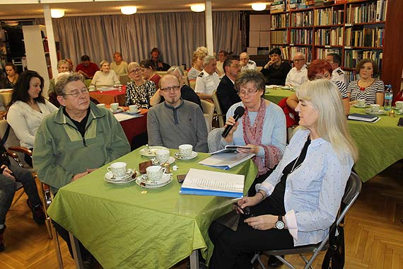 Zimowy wieczór poezji w międzyzdrojskiej bibliotece