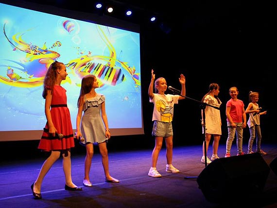 Międzynarodowy Dom Kultury zaprasza do udziału w przeglądach piosenki ARA