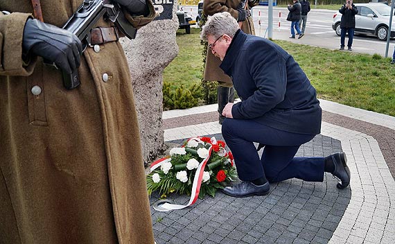 74 rocznica „Za�lubin z morzem”