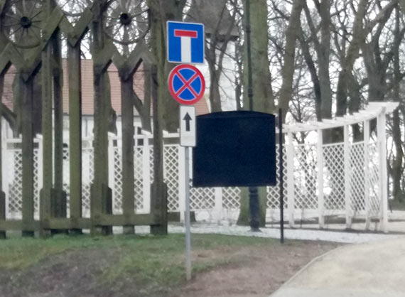 Tablica dezinformacyjna?