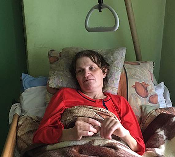 Sparali�owana rowerzystka chce wr�ci� do zdrowia