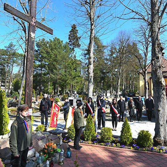 Apel pamici 79. rocznicy Zbrodni Katyskiej i 9. rocznicy katastrofy lotniczej pod Smoleskiem