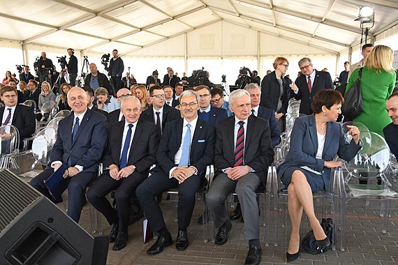 Premier Morawiecki w winoujciu: ”Polska bdzie hubem gazowym Europy”