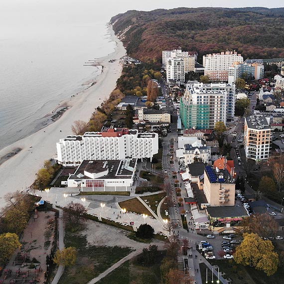 W cz�ci nadmorskiej Mi�dzyzdroj�w dopuszczalna jest zabudowa �redniowysoka i wysoka