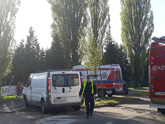 Wypadek na Szczeciskiej. Kierujcy toyot wyjecha wprost pod koa busa