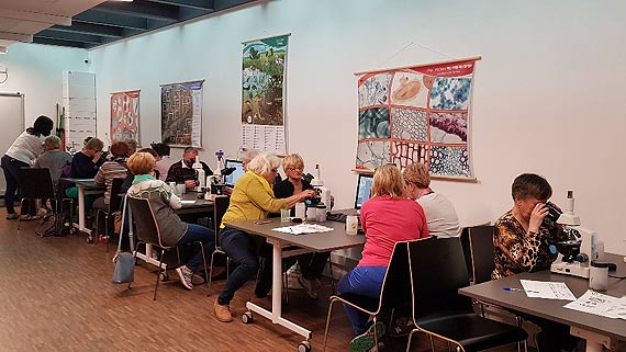 Lekcja przyrody w Centrum Wsp�pracy Europejskiej Grodno