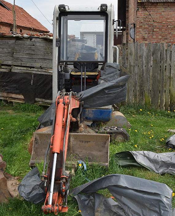 Policjanci odzyskali skradzione mienie warte okoo 100 tys. z