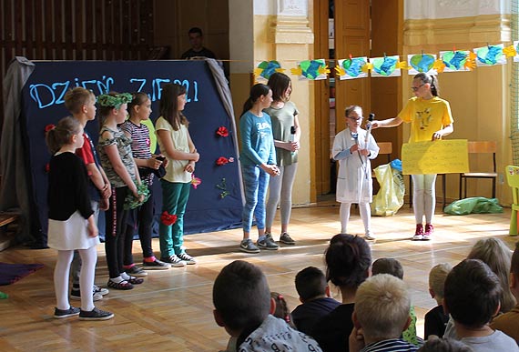 Uroczysto�� podsumowuj�ca konkurs og�oszony z okazji �wiatowego Dnia Ziemi
