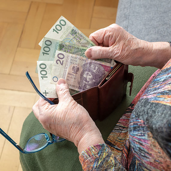 Emerytalni rekordzi�ci. Najwy�sza emerytura w Zachodniopomorskiem to ponad 13 tys. z�otych. Najni�sza za� wynosi 4 grosze