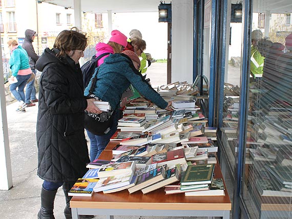 Letni kiermasz „KSI��KA ZA 1 Z�”