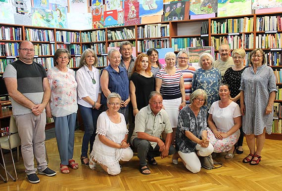 Spotkanie Dyskusyjnego Klubu Ksiki w midzyzdrojskiej bibliotece