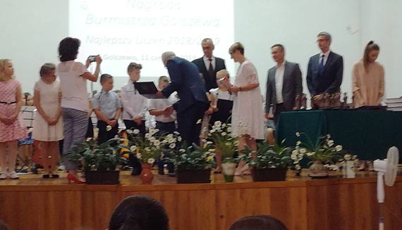 Wyrz�dzono krzywd� dzieciom?