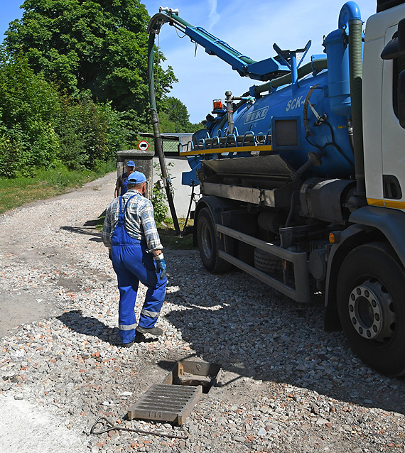 Zdewastowana instalacja deszczowa w Lubinie i Wapnicy