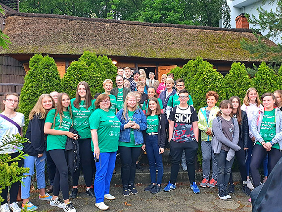 Wyruszaj� na W�gry, aby podziwia� i bada� lokaln� faun� i flor�  