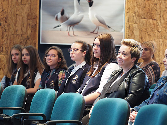 Wyruszaj� na W�gry, aby podziwia� i bada� lokaln� faun� i flor�  