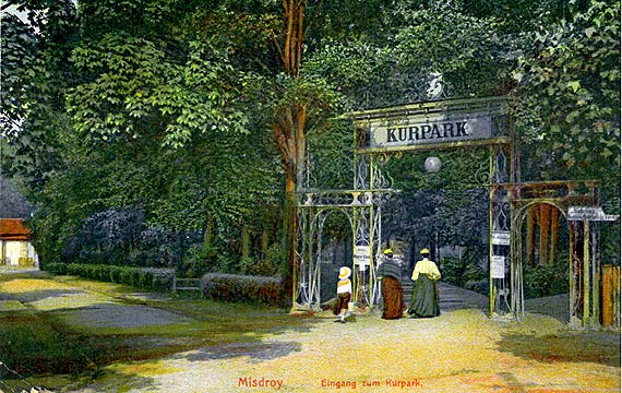 Nowe wej�cie do Parku Chopina