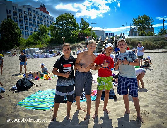 „Paczka dla Rodaka i bohatera na Kresach” – Kresowe wakacje