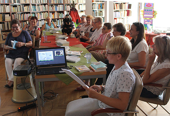 „Szcz�cie na czterech �apach …” – spotkanie Dyskusyjnego Klubu Ksi��ki w Mi�dzyzdrojach