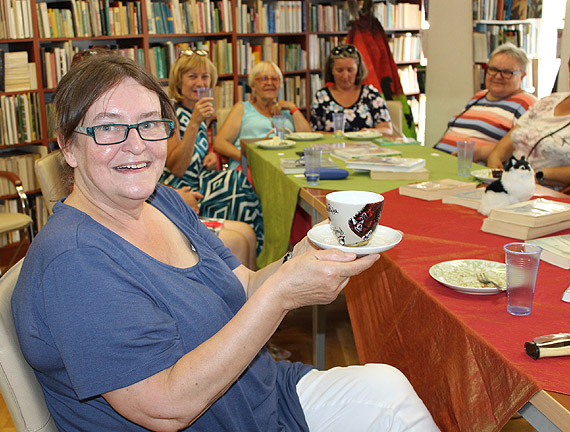 „Szcz�cie na czterech �apach …” – spotkanie Dyskusyjnego Klubu Ksi��ki w Mi�dzyzdrojach