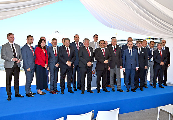 Gaz z USA trafi do naszych domów. Zobacz film!