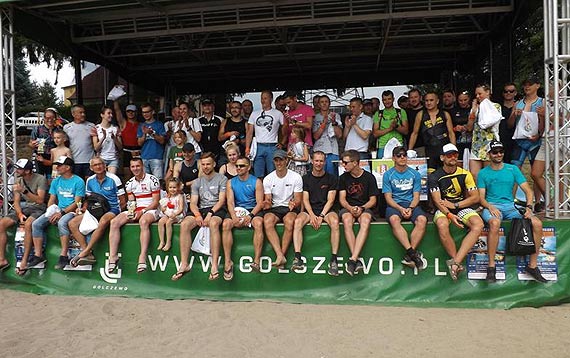 Zaci�ta rywalizacja o podium na IX Golczewskim Triathlonie