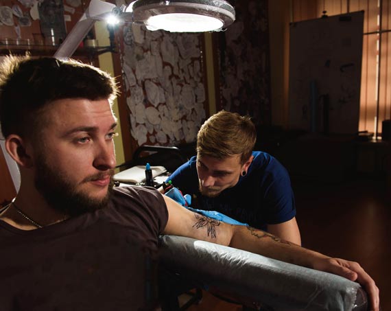 Tego studia nikt nie kontroluje. Jest wi�ksze ryzyko zaka�e�