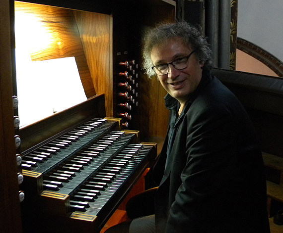 Organy i instrumenty d�te blaszane