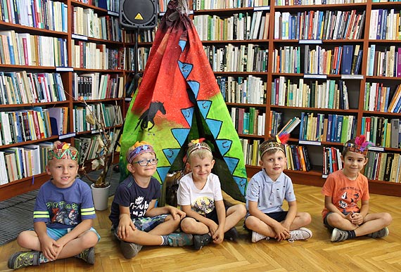 „W india�skiej wiosce” – rodzinne warsztaty plastyczne w bibliotece