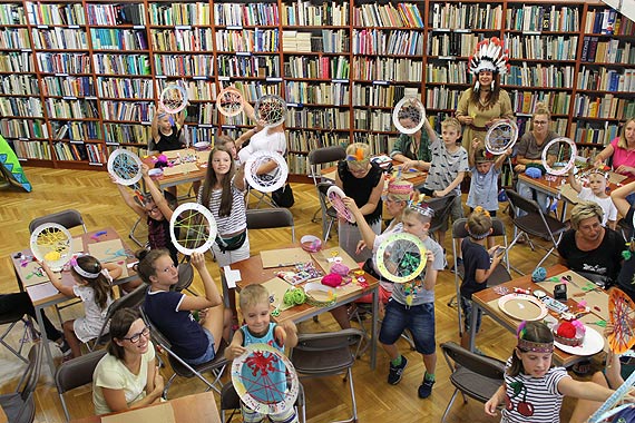 „W india�skiej wiosce” – rodzinne warsztaty plastyczne w bibliotece