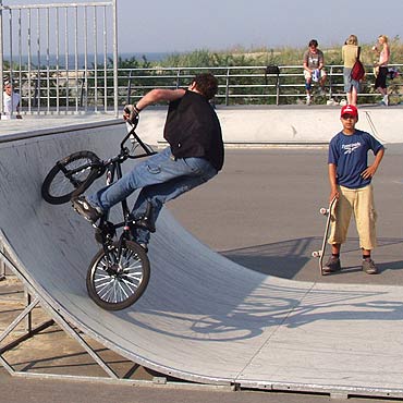 Radny walczy o skatepark