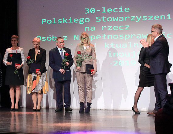 Grupa pracownikw i rodzicw PSONI Koo w Wolinie „Teatr My” z przedstawieniem „Stiepan Stiepanowicz”, na  obchodach 30-lecia zaoenia w winoujciu Koa PSONI. Zobacz filmy!