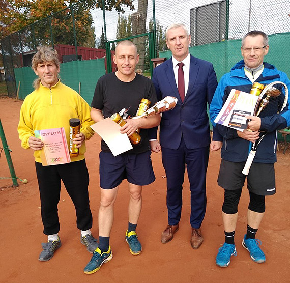 Zako�czenie Kamie�skiej Amatorskiej Ligi Tenisa Ziemnego