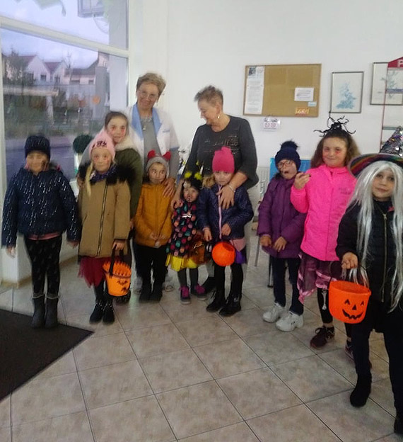 „Skrzatowe” Spotkanie  w dniu 29 X 2019 roku odby�o si� przeddzie� Halloween